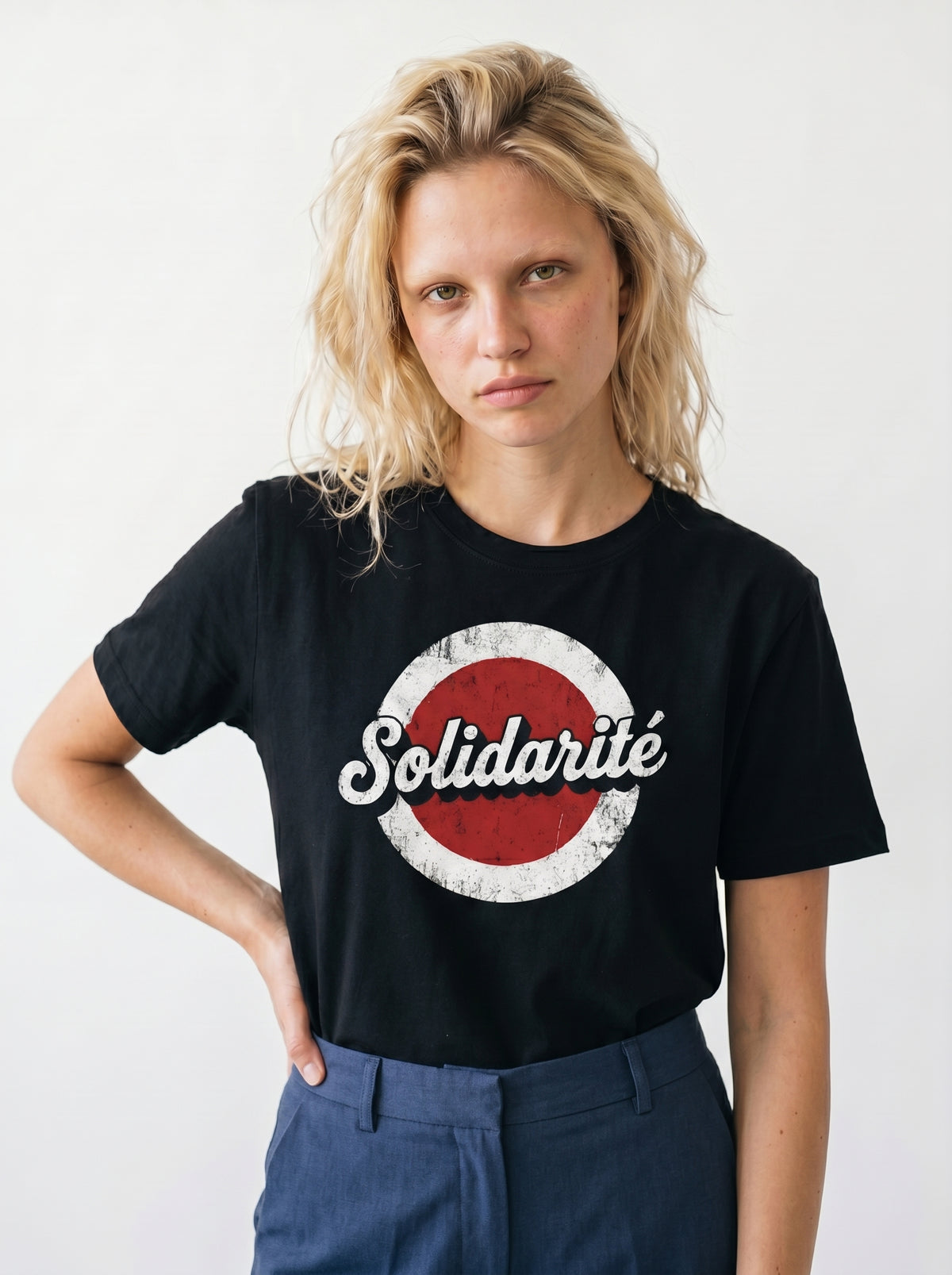 Solidarité - Graphic T-shirt